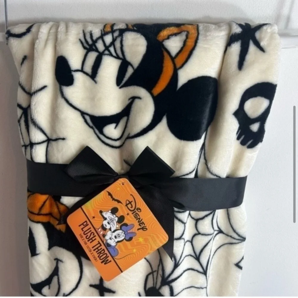 Disney Mickey Minnie Mouse Halloween Fleece Blanket Throw NEW Plush Orange Black